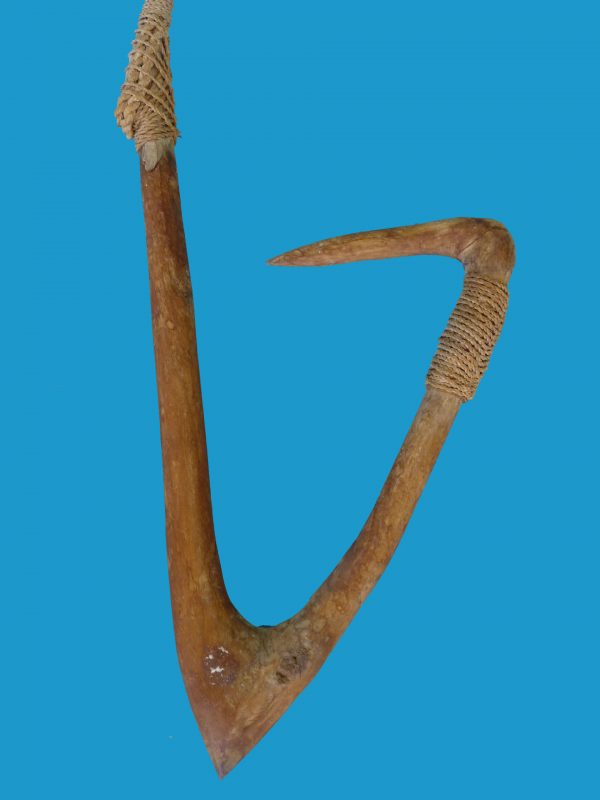 AC11_2 Wooden Shark Hook Mortlock Island - Image 6