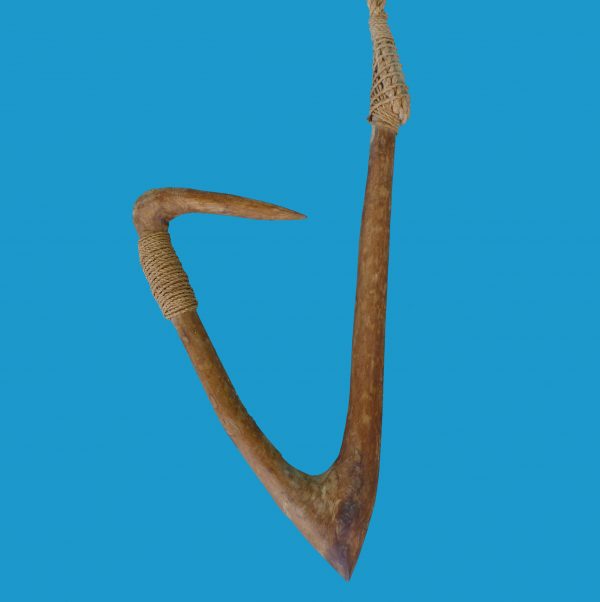 AC11_2 Wooden Shark Hook Mortlock Island - Image 5