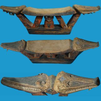 DH16 Neckrest probably Manam Island