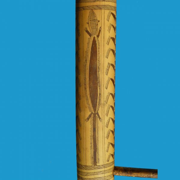 DB23b New Guinea Smoking Pipe Decorated - Image 2