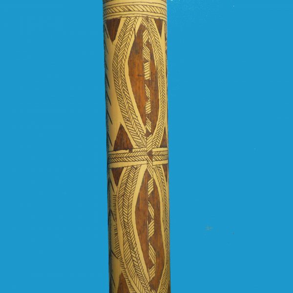 DB23c New Guinea Smoking Pipe Decorated - Image 4