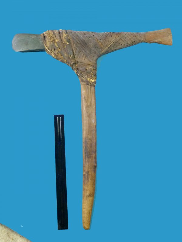 HA01 PNG Axe Early to mid 1900. - Image 5