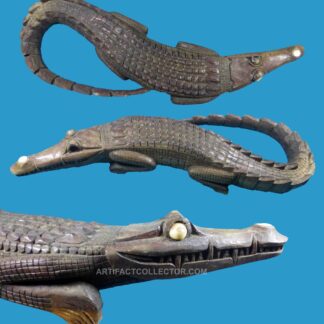 DG11 Carved Wooden Crocodile New Guinea Large Size