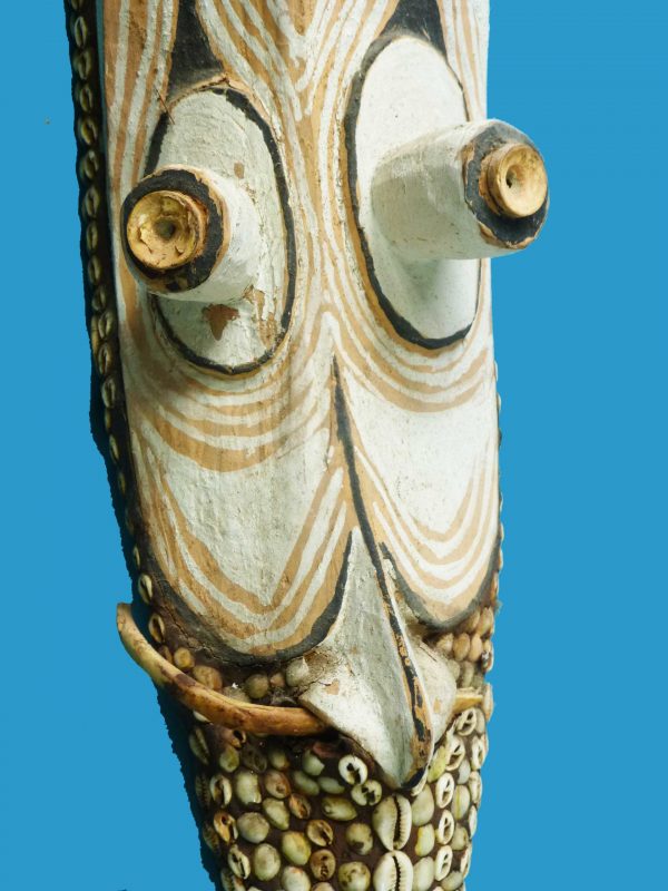 J08 Sepik Mwai Mask Excellent Example - Image 2