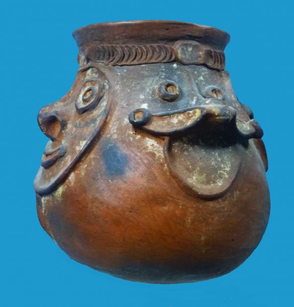 DB05 PNG Chambri Lakes / Aibom Pottery Jar Multiple Faces - Image 2