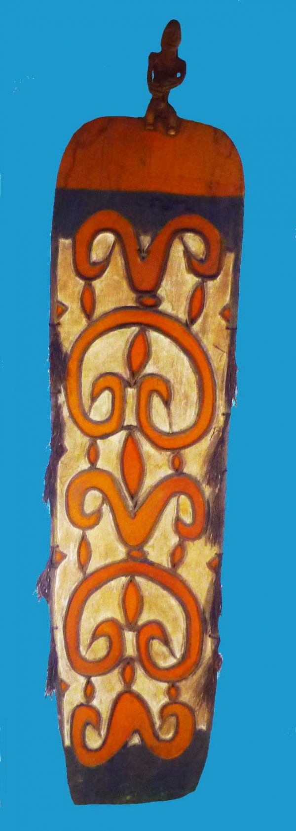 BE18 Superb Papuan Asmat Shield Deep Carving and Ancestor Figure Pre 1960 Irian Jaya. - Image 2