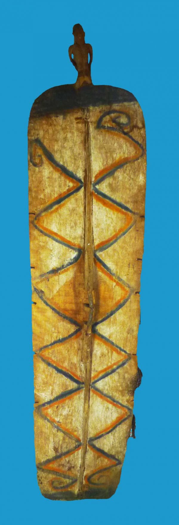 BE18 Superb Papuan Asmat Shield Deep Carving and Ancestor Figure Pre 1960 Irian Jaya. - Image 3