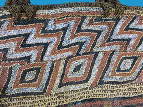 BB18 Large Woven Bag Papua New Guinea Natural Ochres. - Image 4