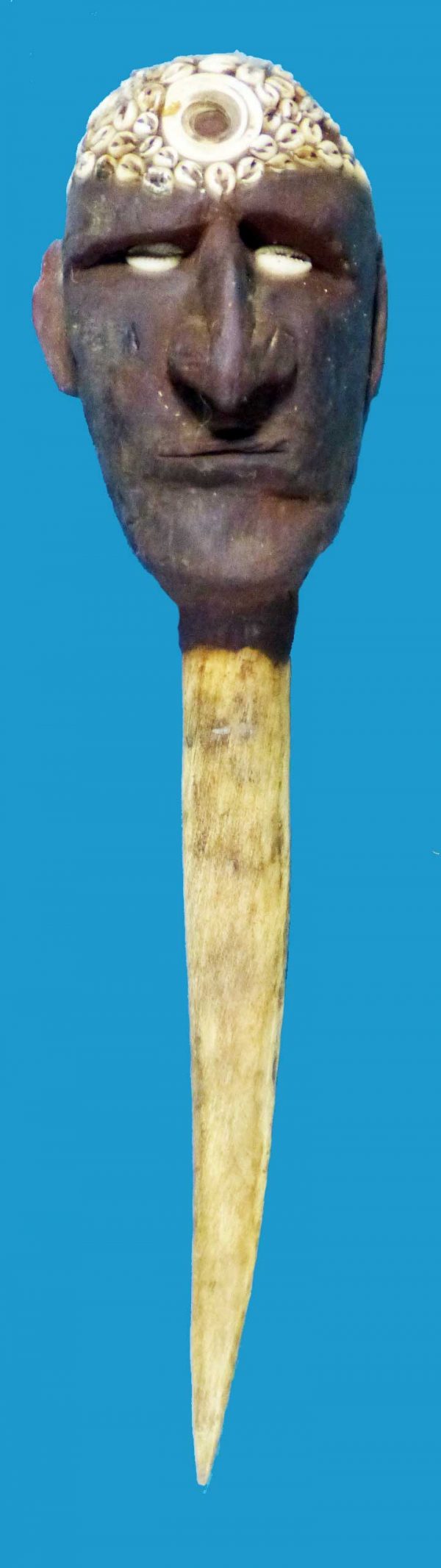 DG03 Papua New Guinea Sepik Bone Dagger Sculpted Clay Mask - Image 2