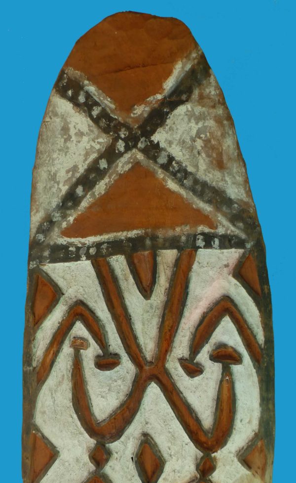 BQ10 Asmat Brazza River Shield Papua Irian Jaya - Image 4