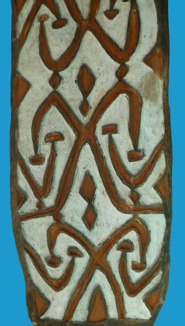 BQ10 Asmat Brazza River Shield Papua Irian Jaya - Image 6